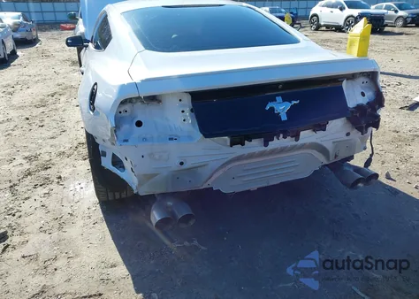 2016 Ford Mustang V6 z USA, uszkodzony, nr VIN 1FA6P8AM2G5220166